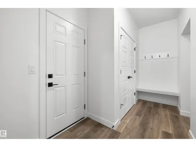 4039 207 ST NW photo 6