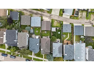 3755 20 ST NW photo 28