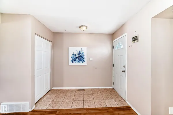 100 DICKINSFIELD CT NW photo 3