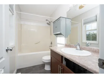 1009 MACEWAN CL SW photo 16