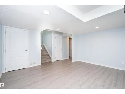 1009 MACEWAN CL SW photo 28