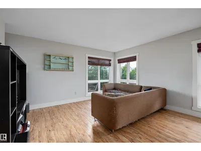 203 GRAYBRIAR GR photo 7