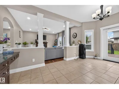 3006 Montrose BV photo 17