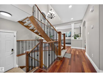 3006 Montrose BV photo 23