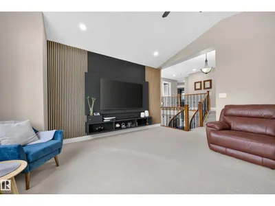 3006 Montrose BV photo 31