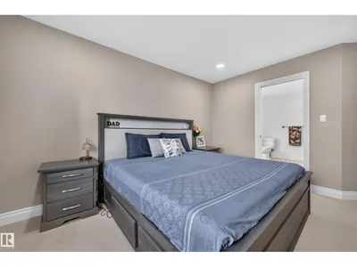 3006 Montrose BV photo 35
