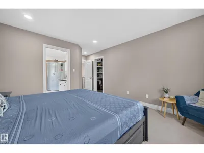 3006 Montrose BV photo 36