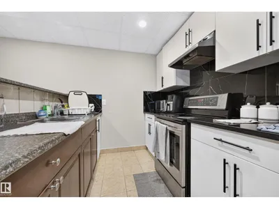 3006 Montrose BV photo 49