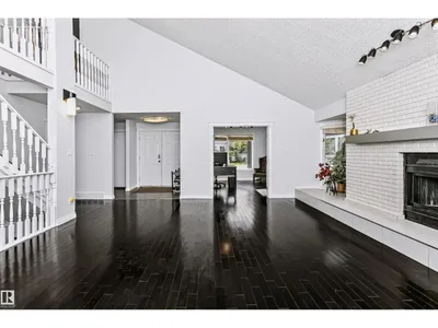 6016 177 ST NW photo 4