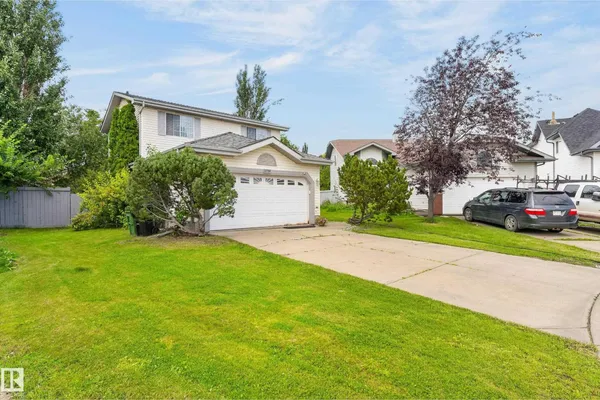 12724 148 AV NW photo 2
