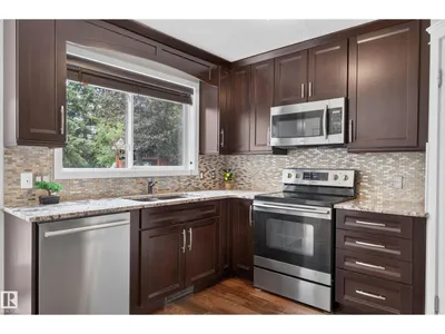 12724 148 AV NW photo 19