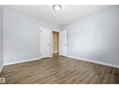 10426 79 ST NW photo 39