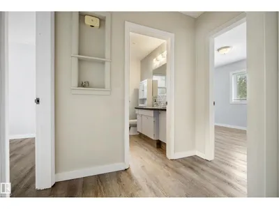 10426 79 ST NW photo 33