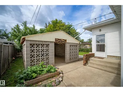 10426 79 ST NW photo 12