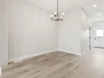 492 Robinson BV photo 9