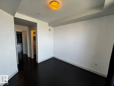 #1803 10388 105 ST NW photo 15