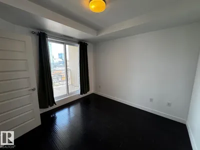 #1803 10388 105 ST NW photo 8