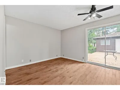 5111 40 AV NW photo 21