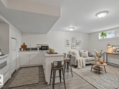 5111 40 AV NW photo 31