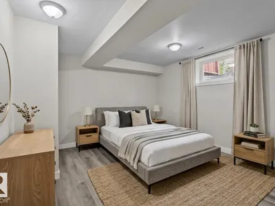 5111 40 AV NW photo 36