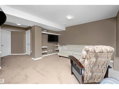 #146 5420 GRANT MACEWAN BV photo 27