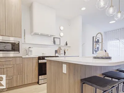 1621 210A ST NW photo 6