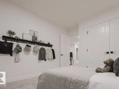 1717 8 ST NW photo 34