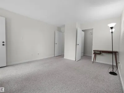 #47 1904 48 ST NW photo 20