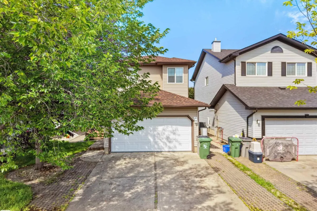 4808 34 Ave exterior