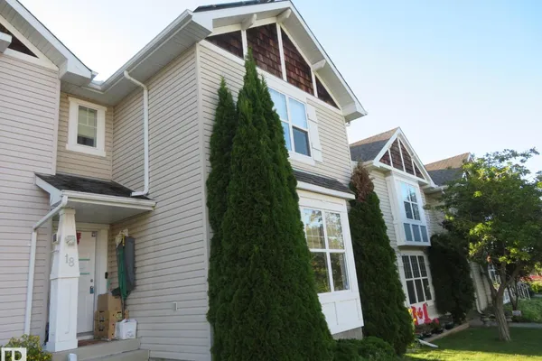18 CONNOR LN photo 2