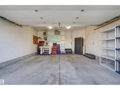 14903 128 ST NW photo 29