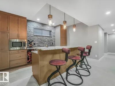 8927 120 ST NW photo 40