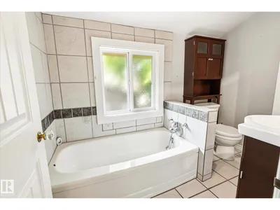 11322 56 ST NW photo 28