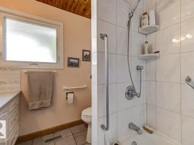 3803 108 ST NW photo 26