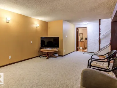 3803 108 ST NW photo 34