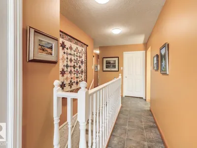 3803 108 ST NW photo 4
