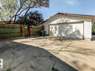 3803 108 ST NW photo 52