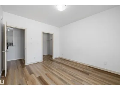 #207 304 Ambleside LI SW SW photo 27