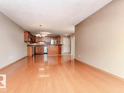 #318 78A MCKENNEY AV photo 24