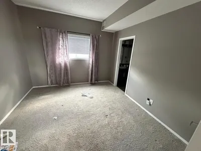 #21 6520 2 AV SW photo 10
