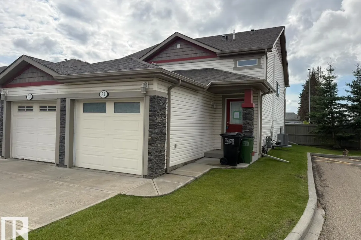 #21 6520 2 AV SW exterior