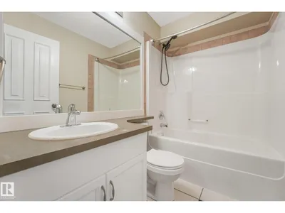 16523 89 ST NW photo 32