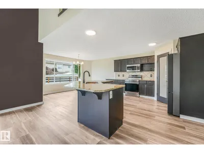 16523 89 ST NW photo 11