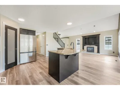 16523 89 ST NW photo 13