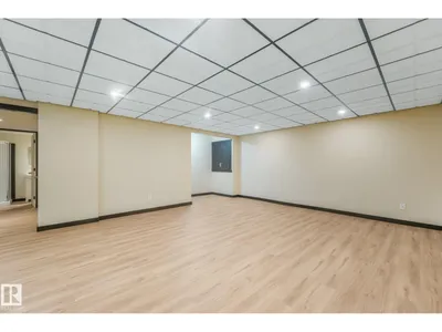 16523 89 ST NW photo 49