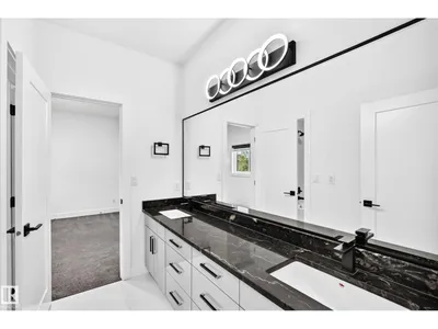 3101 SOLEIL BV photo 47
