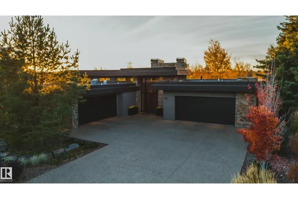 112 WESTBROOK DR NW photo 2