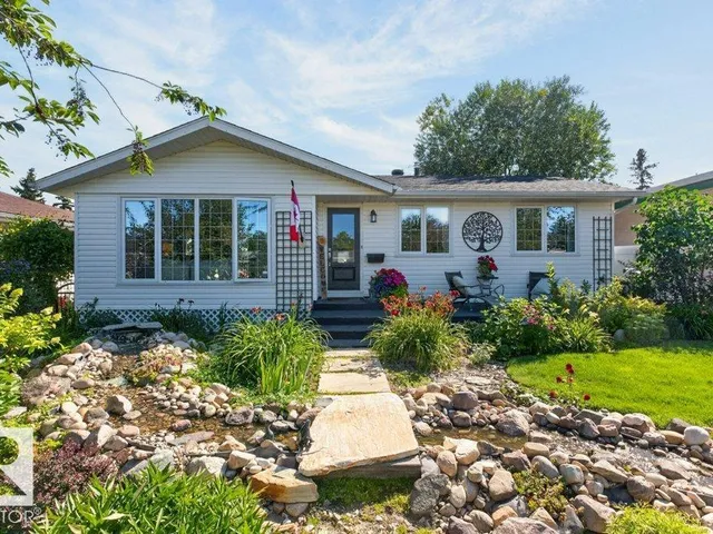 9047 52 ST NW, Edmonton
