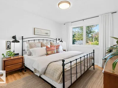 9047 52 ST NW photo 20