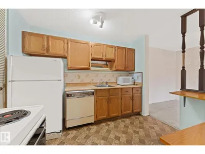 164 SURREY GARDENS NW photo 17